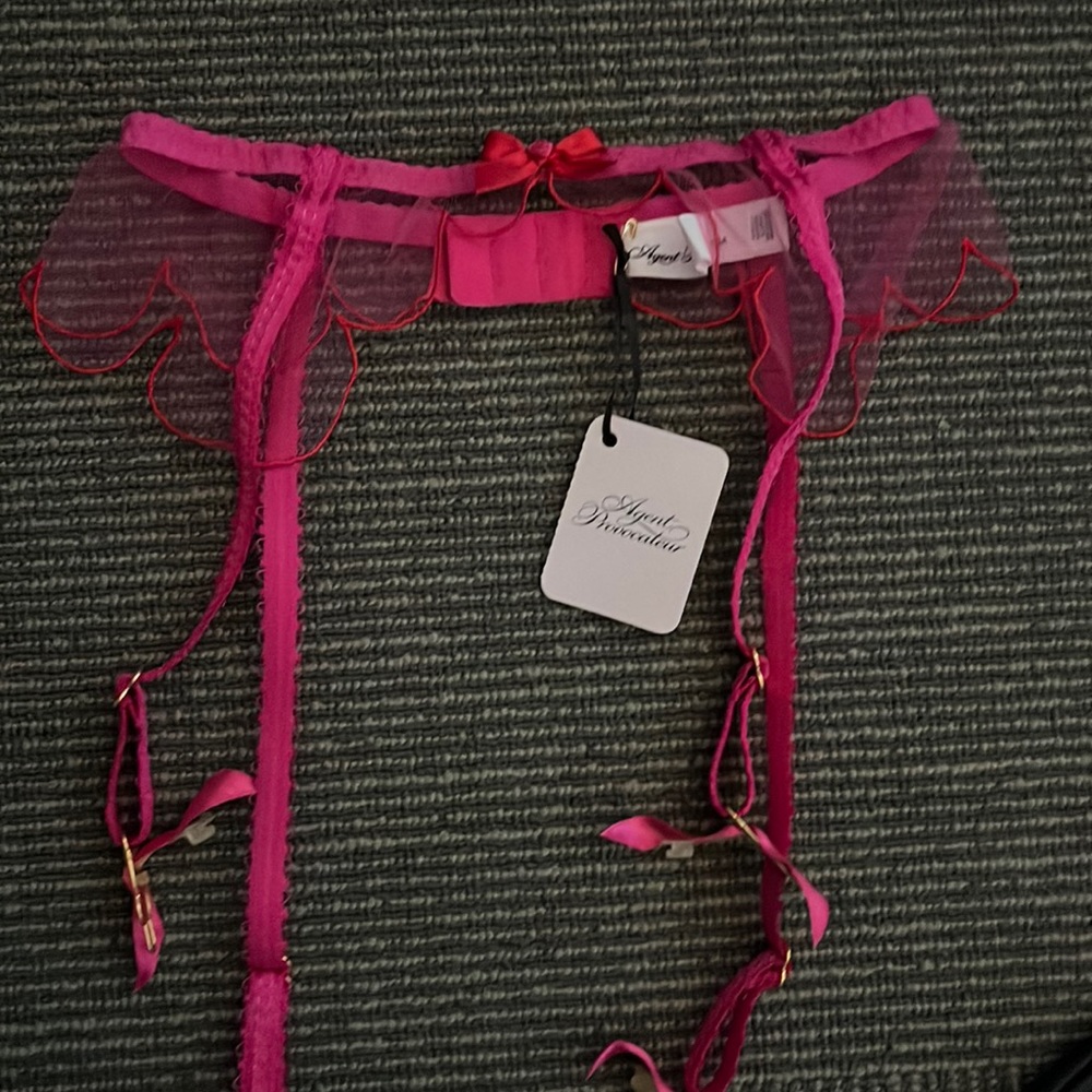 Suspender “Agent Provocateur”